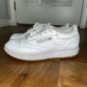reebok classics size 8